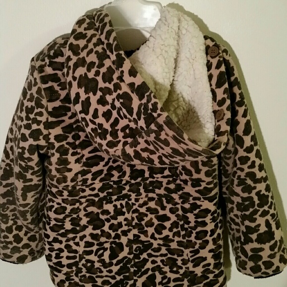 **SOLD** Me Jane Baby Fleece Leopard Coat - Picture 2 of 5